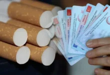 Sağlık Bakanı'nın sigara satışında TC kimlik numarası isteneceği yönündeki açıklamasına Cumhurbaşkanı Başdanışmanı Saral tepki gösterdi.